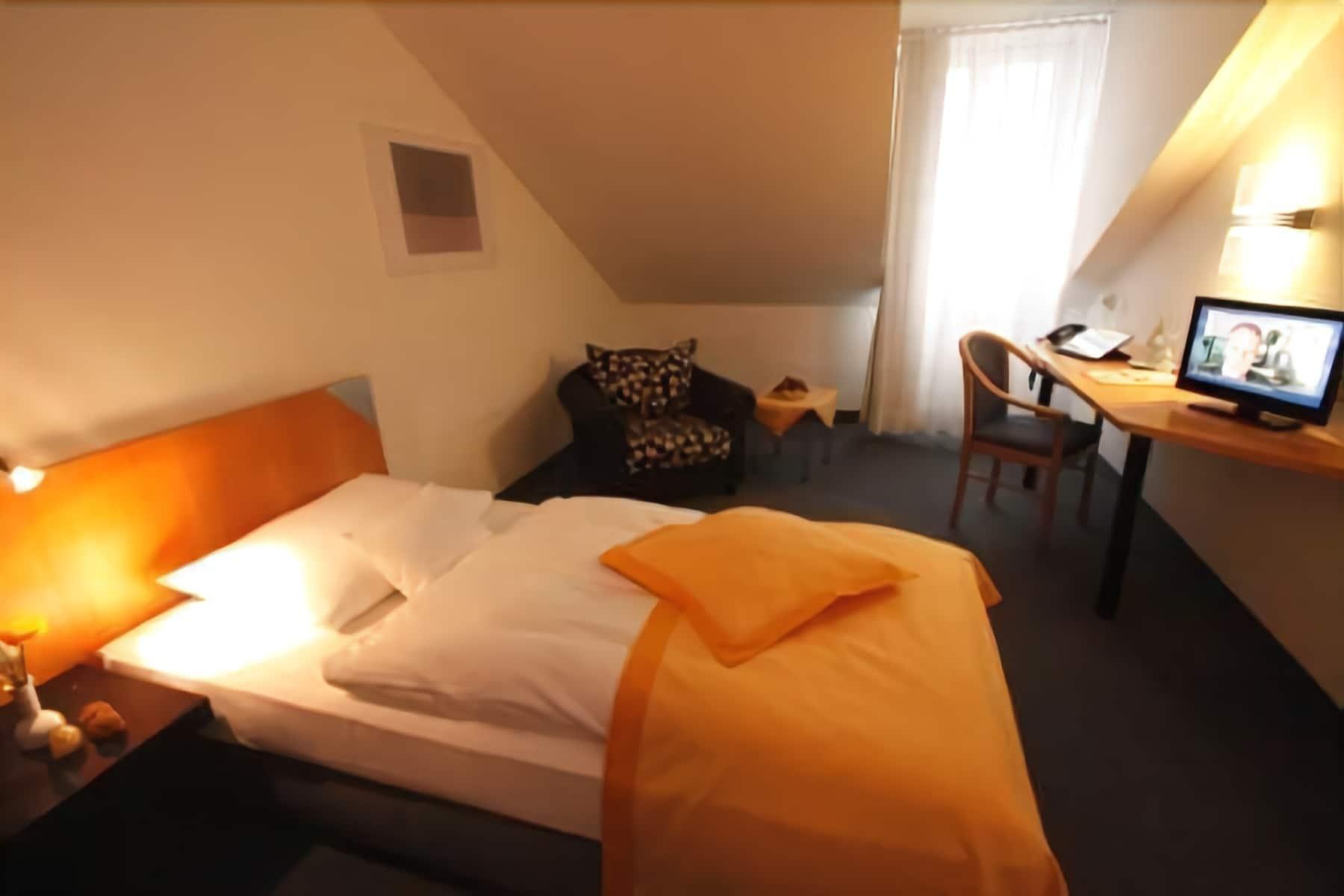 Prima Hotel Havelland Groß Kreutz Екстериор снимка