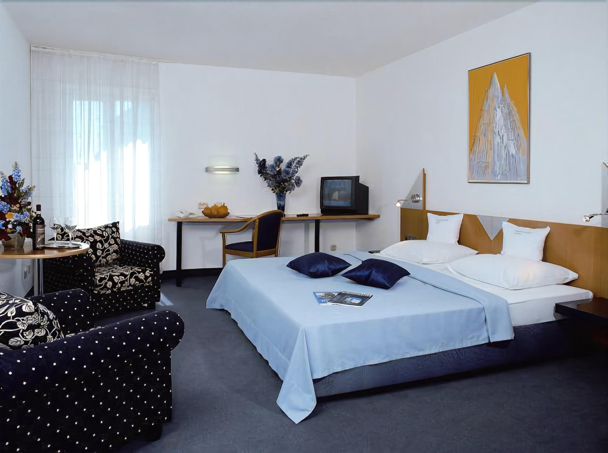Prima Hotel Havelland Groß Kreutz Екстериор снимка