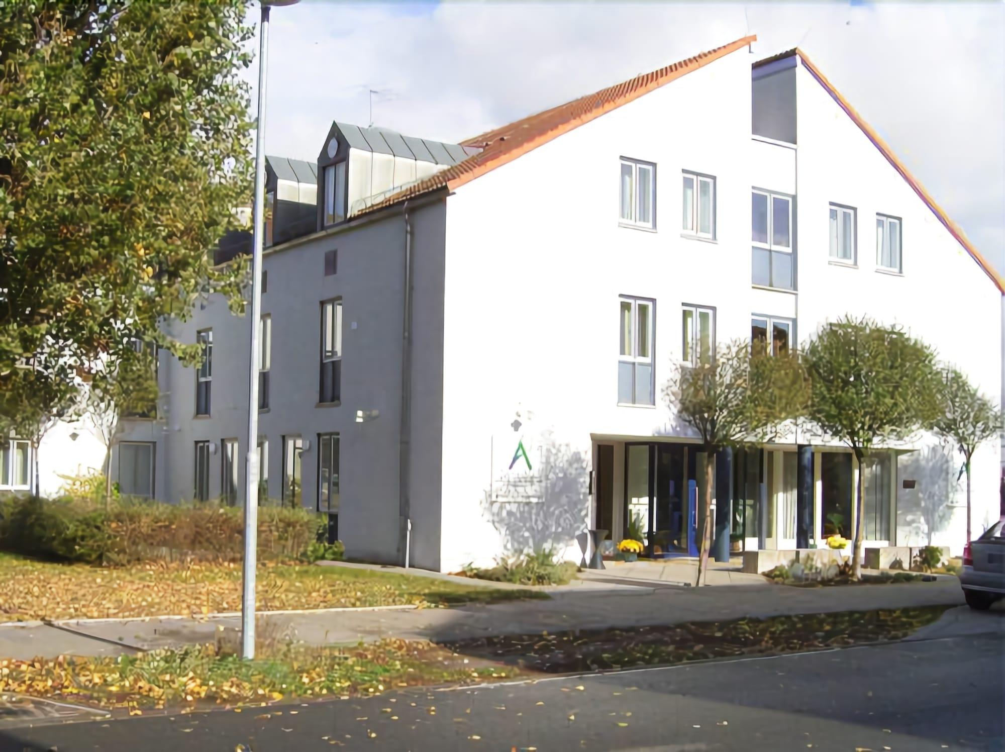 Prima Hotel Havelland Groß Kreutz Екстериор снимка
