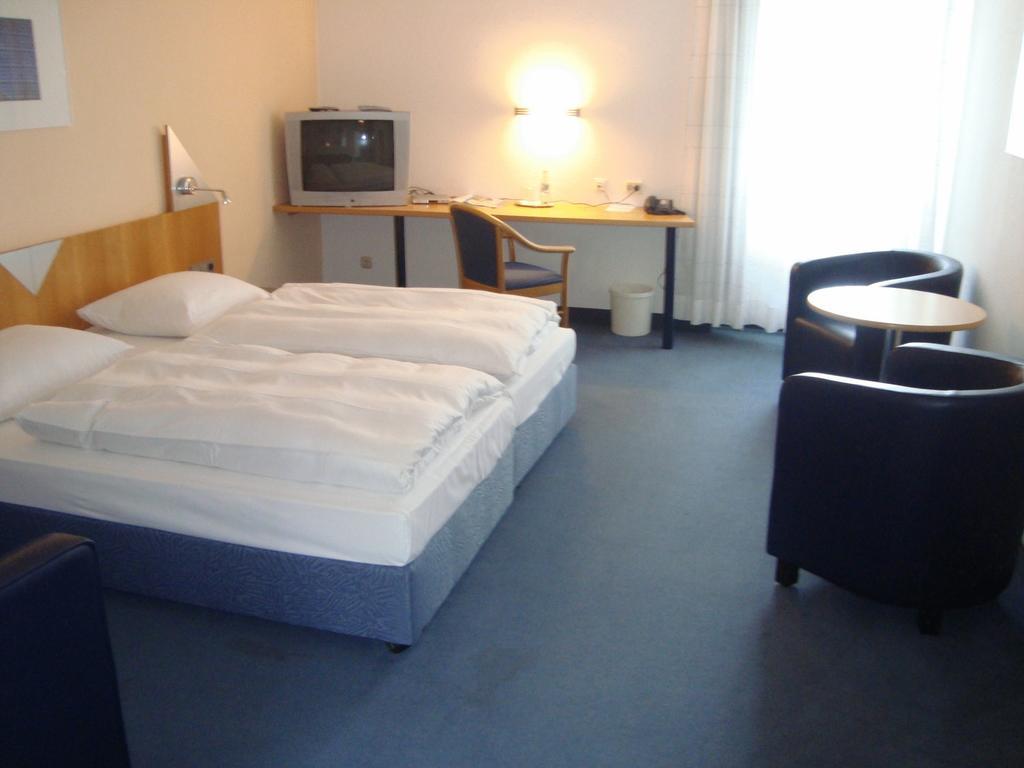 Prima Hotel Havelland Groß Kreutz Стая снимка